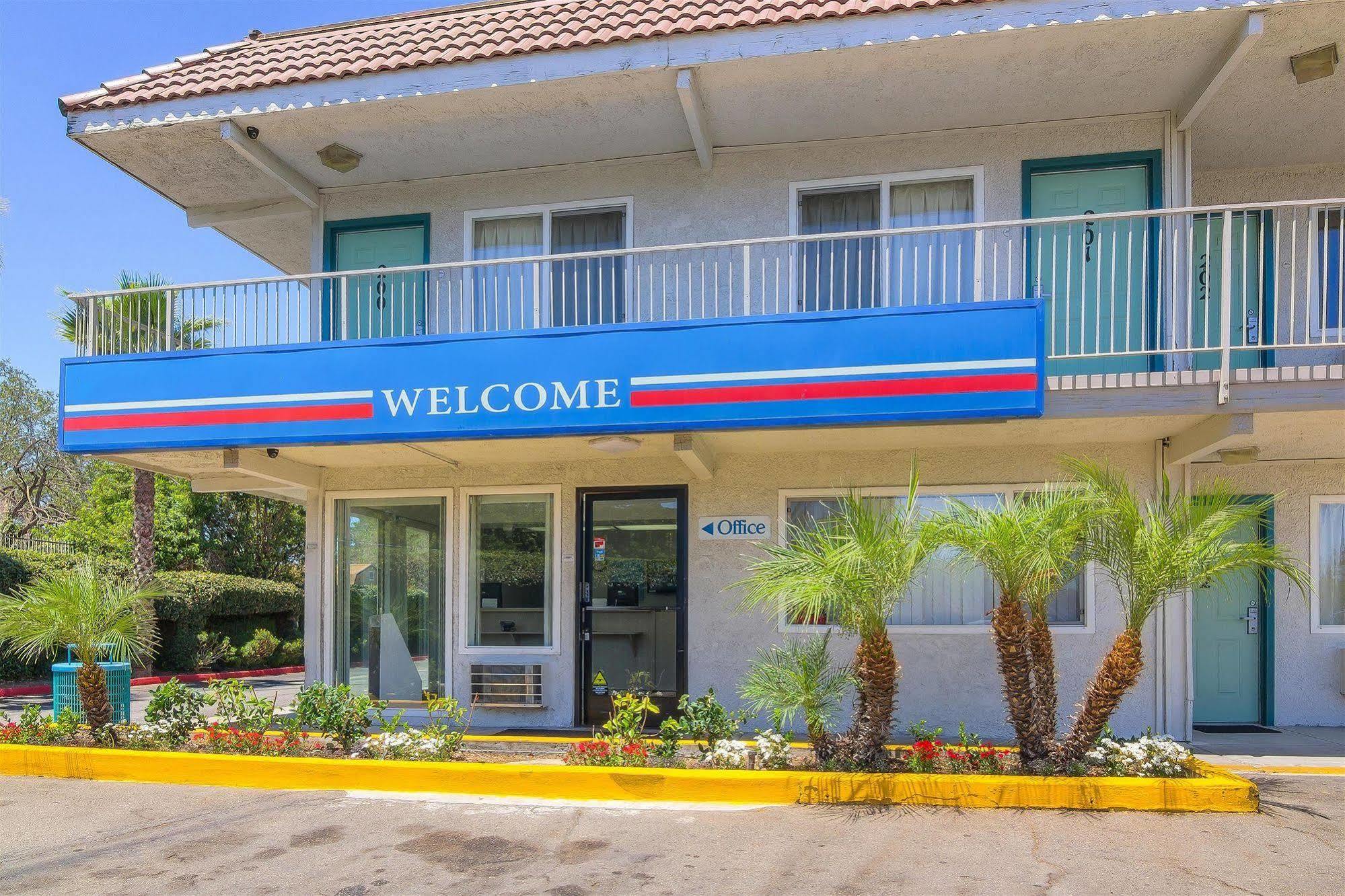Motel 6-Sepulveda, Ca - Los Angeles - Van Nuys - North Hills Exterior photo