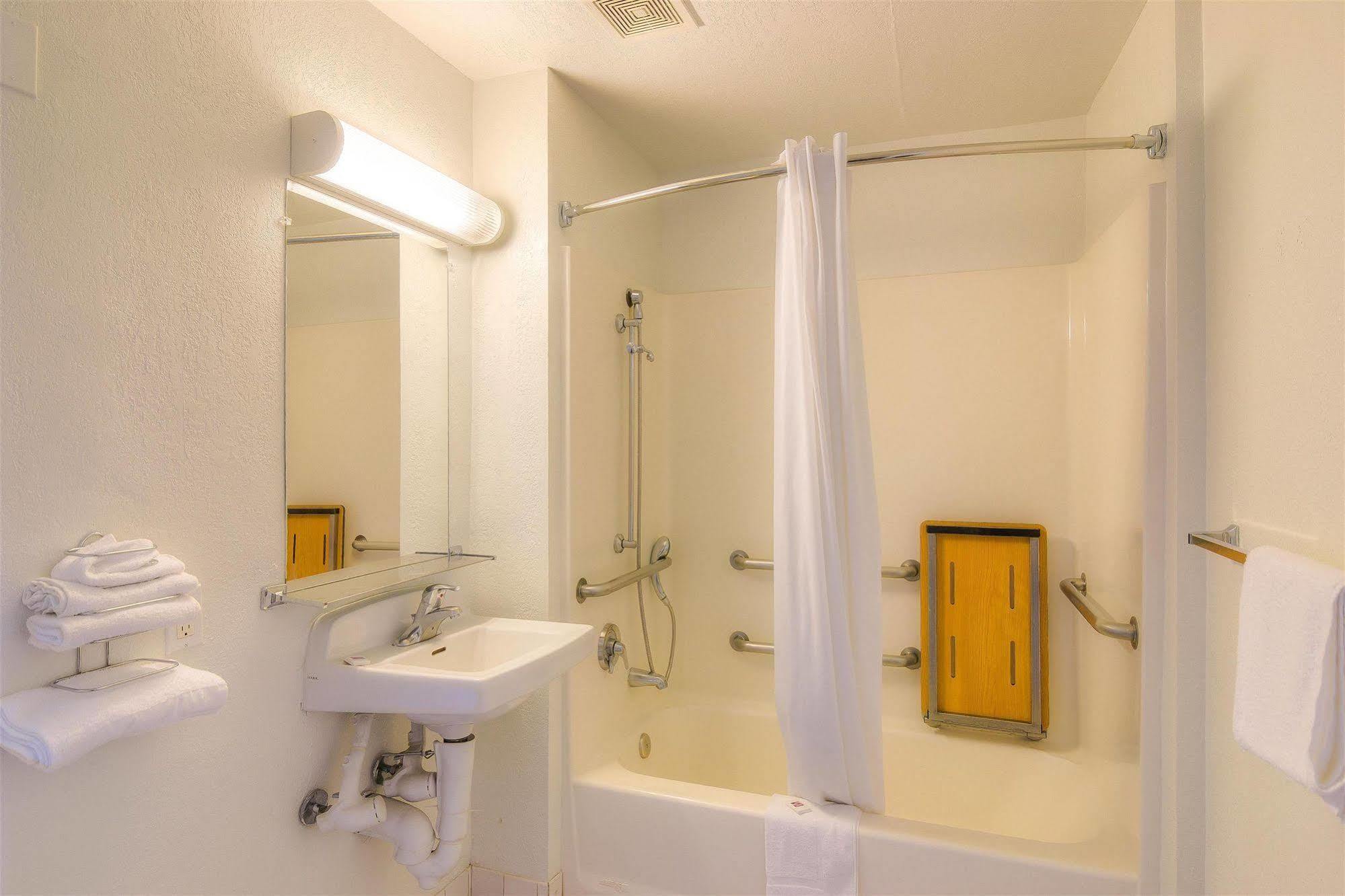 Motel 6-Sepulveda, Ca - Los Angeles - Van Nuys - North Hills Exterior photo